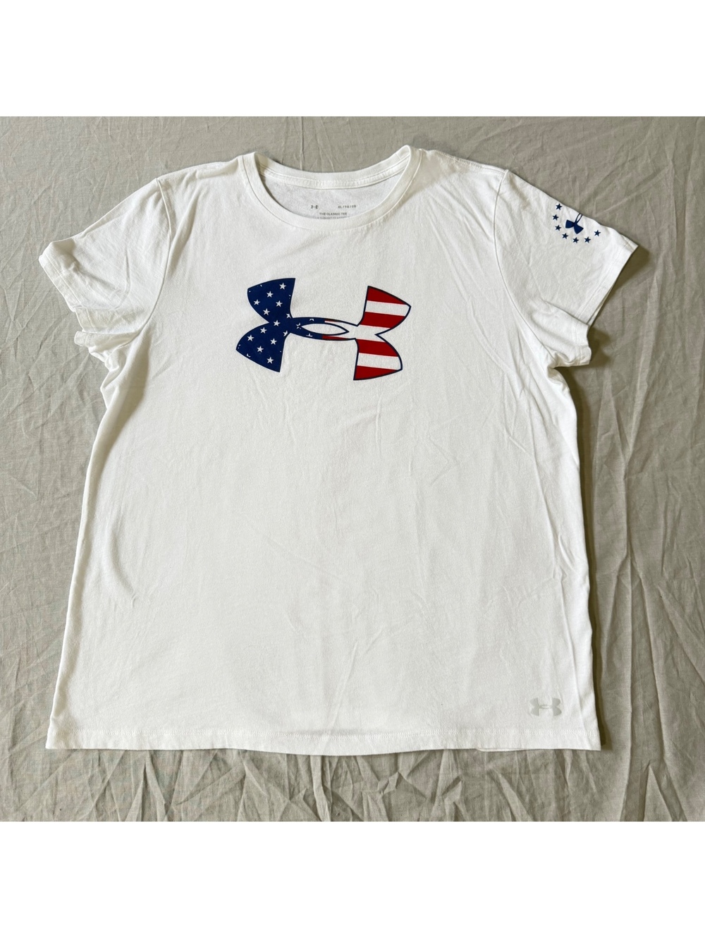 Under Armour Men's Classic Tee White XL Patriotic Flag Logo Short Sleeve Shirt